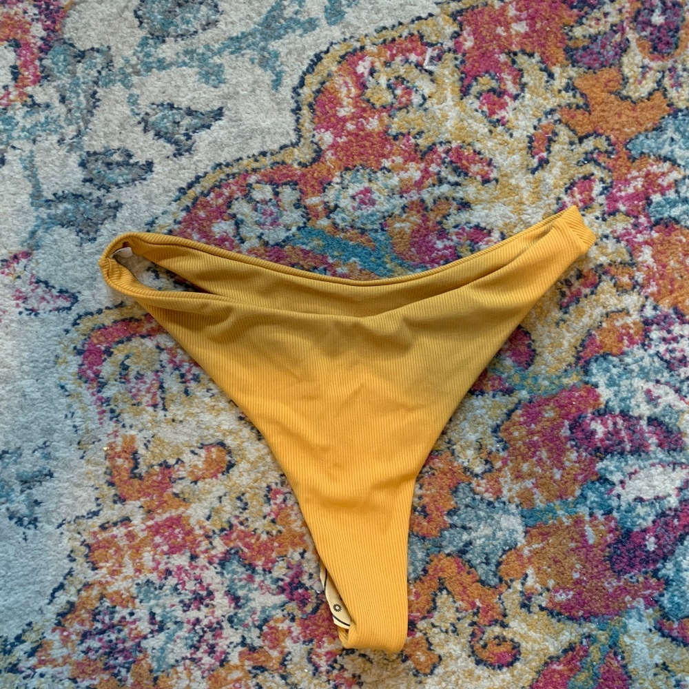 Brazilian cut swimsuit bottom
